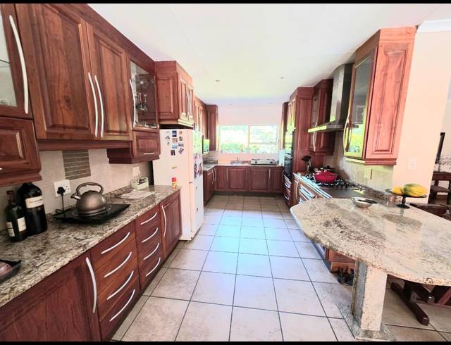 1,836M² GUESTHOUSE FOR SALE IN VANDERBIJLPARK SE 3